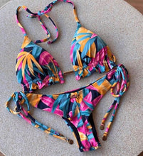 Carica l&#39;immagine nel visualizzatore di Gallery, Bikini Swimwear Colors Glam
